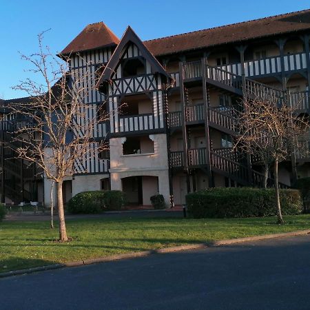 Appartement - Residence Du Golf Deauville 2 Екстер'єр фото